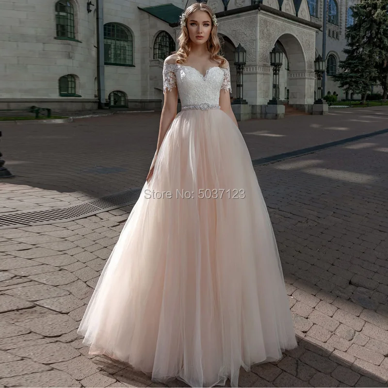 

Pink Tulle A Line Wedding Dresses 2019 Vestido De Noiva Sweetheart Short Sleeves Lace Appliques Button Illusion Bridal Gowns