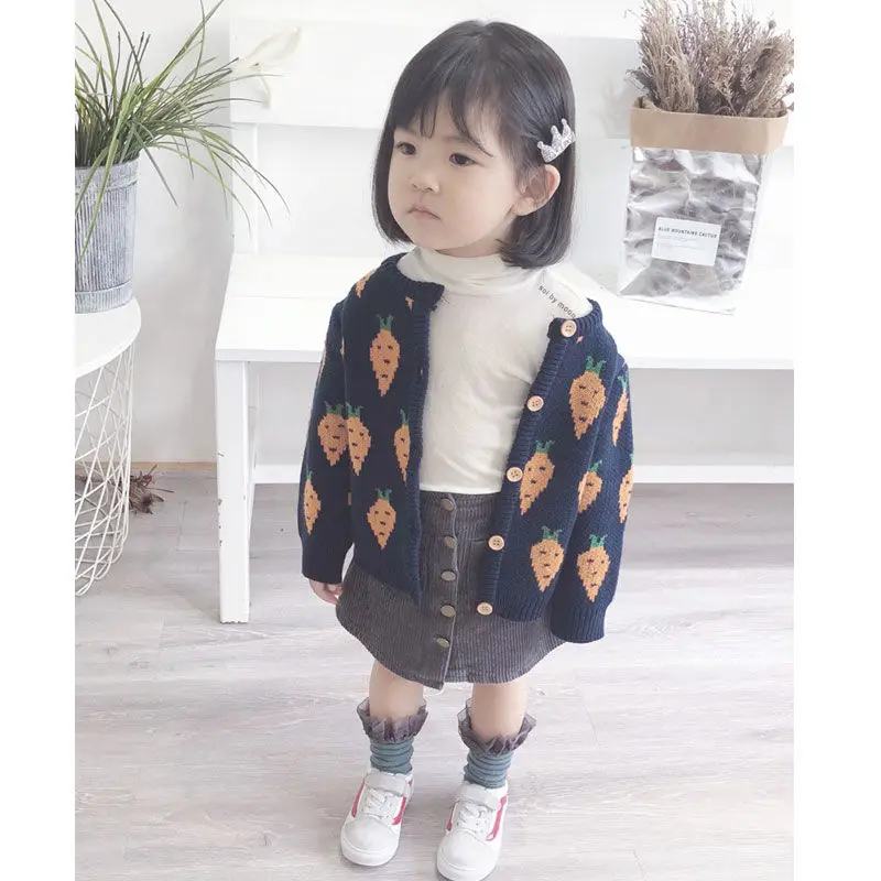 Детский кардиган, Повседневное с принтом в виде морковки в Свитера для девочек модная Корейская Трикотажный кардиган детская одежда осень Новое поступление, Свитера для маленьких детей - Цвет: navy Sweater