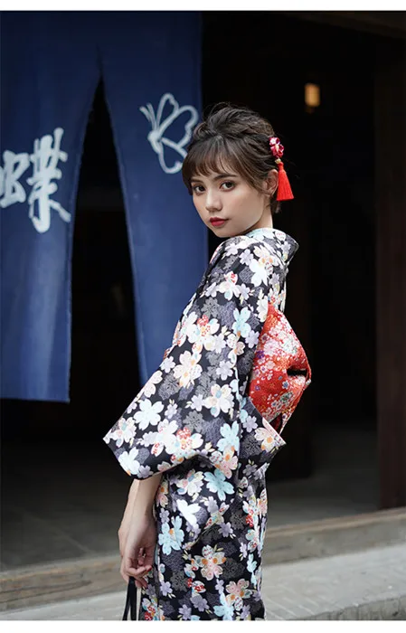 Женская традиционная юката японское кимоно халат фотография платье косплей костюм черный цвет цветочный принт винтажная одежда