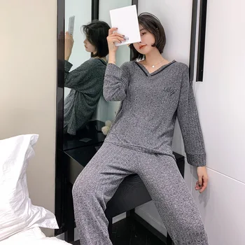 

Autumn Ladies Long-sleeved Home Clothes Four Colors One Size Women Pajamas Set Sleepwear V-neck Women Sleepwear Suits