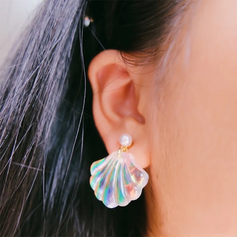 

3UM new Exquisite 1Pair Allergy Free Unique Romantic Resin Colorful Mermaid Rainbow Pearl Shell Earrings High Quality