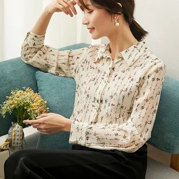 

New Vertical stripe small flower top women s spring dress 2020 silk shirt mulberry silk shirt long