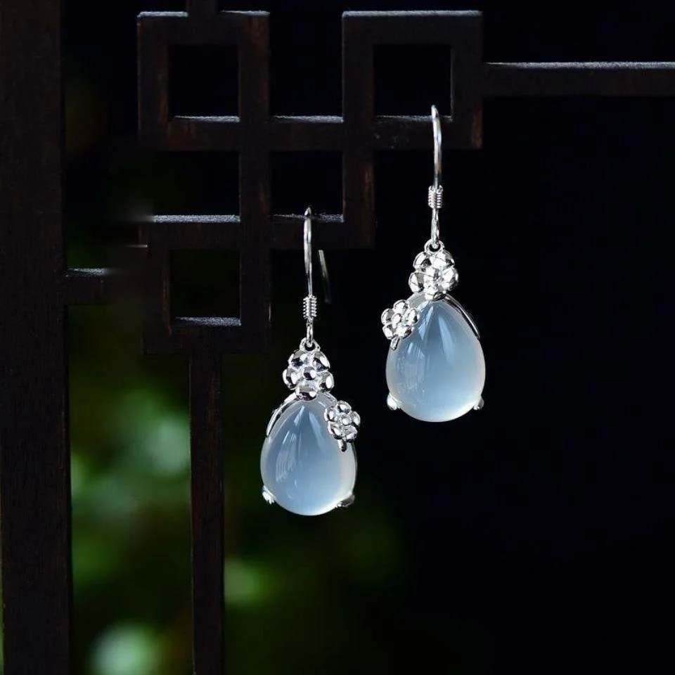 

Designer unique creative silver inlaid plum chalcedony drop earrings elegant charm creative retro ladies silver jewelry