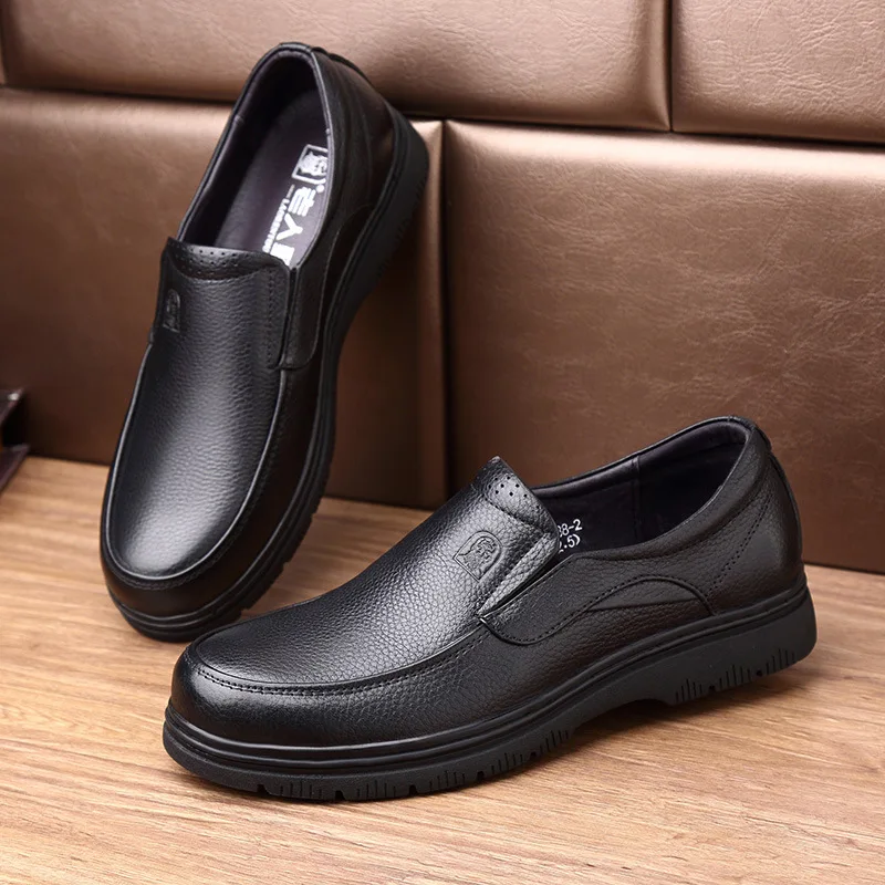 

LOTORY Men's Foot Covering Breathable round-Toe Men's Comfortable Leather Shoes Shoes Dad Flat Keel Thin Shoes Leather Shoes 833