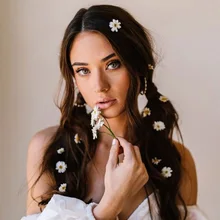  Hyun Elegant Fresh Small Hairpin Sweet Flowers Fashion Daisy Hair Clip Ldies Headdress Simple Girl Exquisite Hair Accessories 