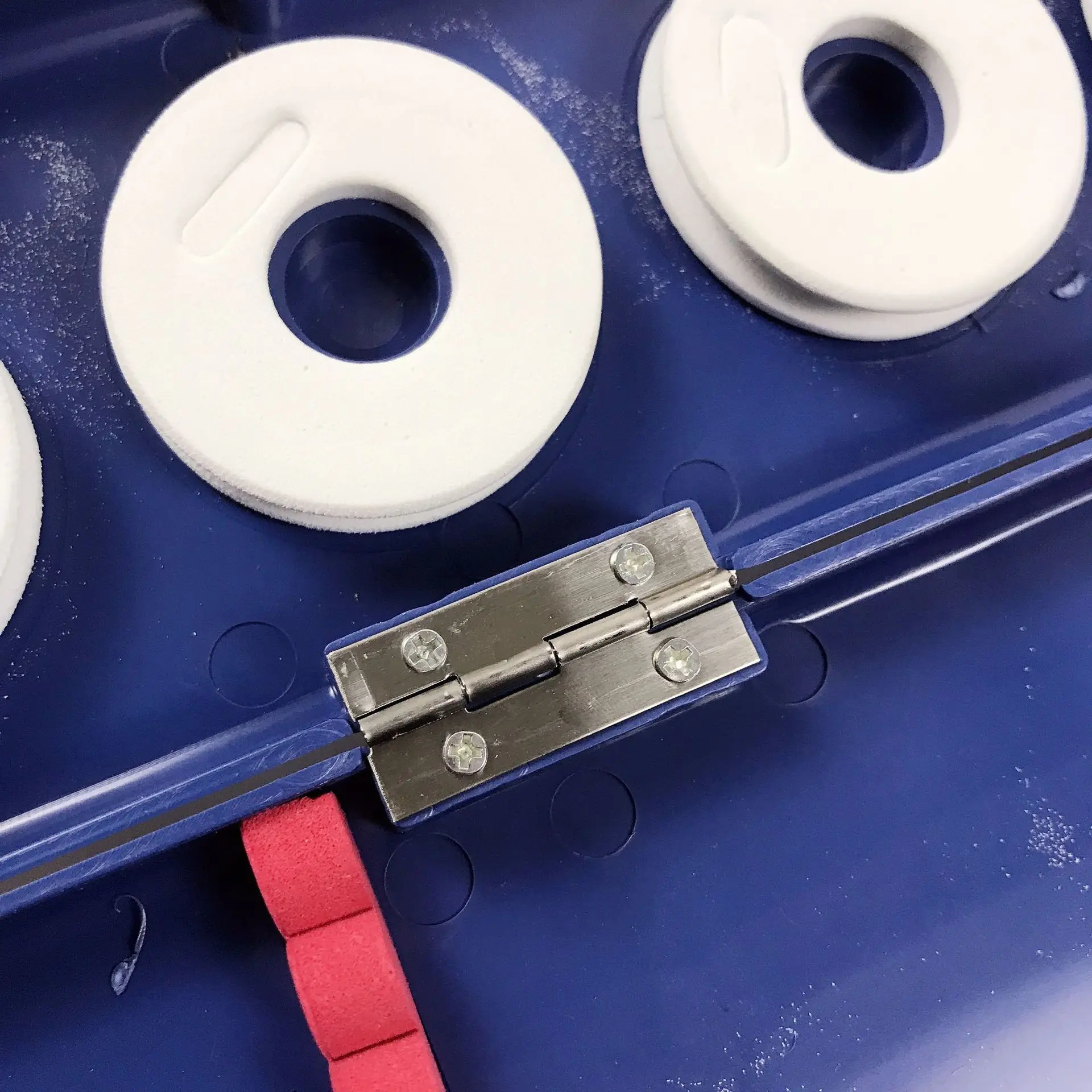 

Floating Box Multi-functional Float Kit Blue Triple Use Floating Box Thick Multi-functional Float Box Fishing Tackles Floating B