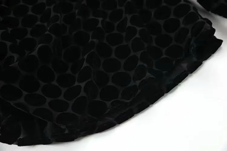 Черные бархатные топы в горошек с длинным рукавом Женские топы и блузки с круглым вырезом рубашки с расклешенными рукавами