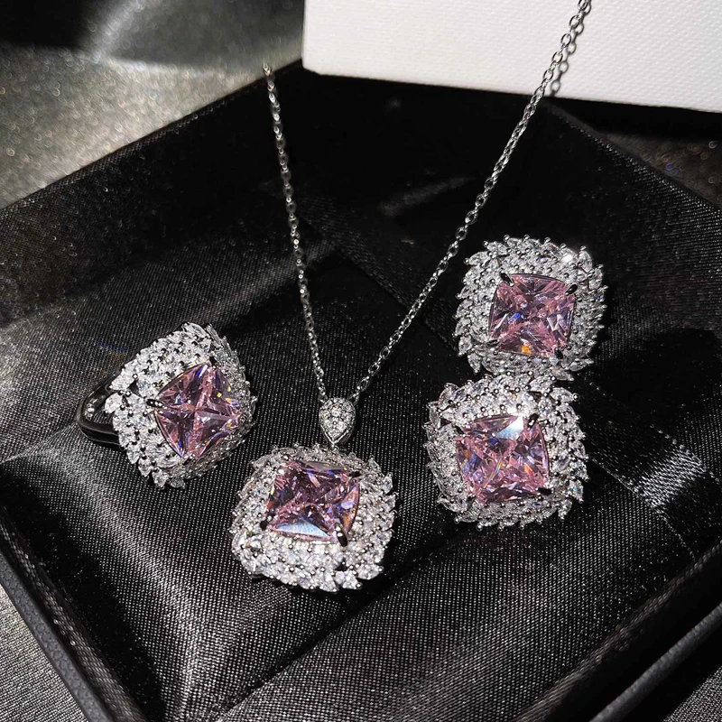 

Fashion Luxury Jewelry Set Pink Crystal Zircon Square Pendant Necklace Elegant Exquisite Earrings Ring For Women Wedding Party