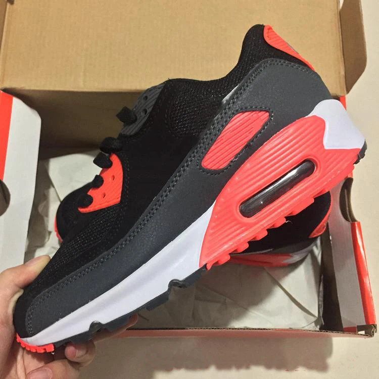 2020 New Cushion 90 Running Shoes Men Women Cheap Black White Red 90 Sneakers Classic 90 Trainer Outdoor Walking Shoes