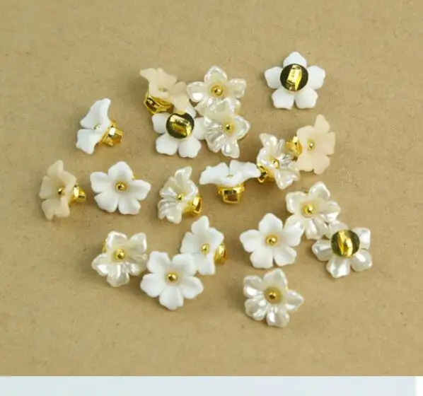 20pcs/lot Size:13mm Flower Button Pretty Rhinestone Buttons Accessories Resin for Shirt Clothing Decoration (KK-200) 2