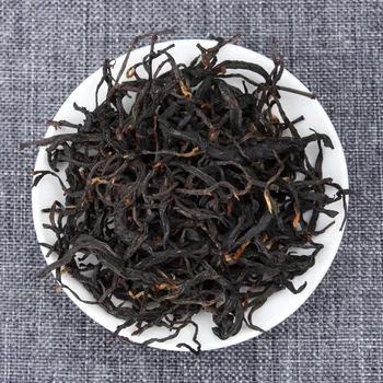 

2020 Yunnan Fengqing Dianhong Black Tea New Tea Early Spring Wild Ancient Tree Black Tea for Warm Stomach and Poria Cocos