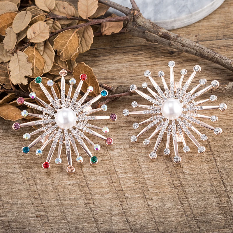 TDQUEEN Women Large Crystal Flower Brooches Round Pearl Rhinestone Flower Wedding Brooch Pins Fashion Jewelry Accessories (4)
