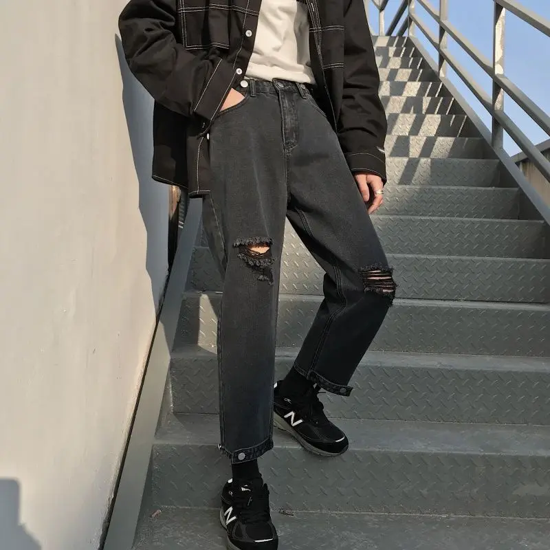 

2020 Spring And Summer New Youth Popular Korean Version Of Ins Men's Solid Color Ripped Jeans Fashion Casual Loose StraightPants