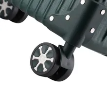 Зеленый полностью алюминиевый чемодан на колесиках