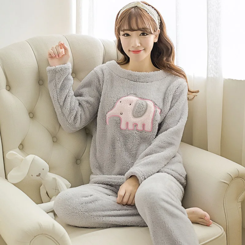 

Christmas Hot Sale Coral Velvet Cartoon Elephant Pattern Ladies Pajamas Two-piece Comfortable Warm Home Clothes Suit