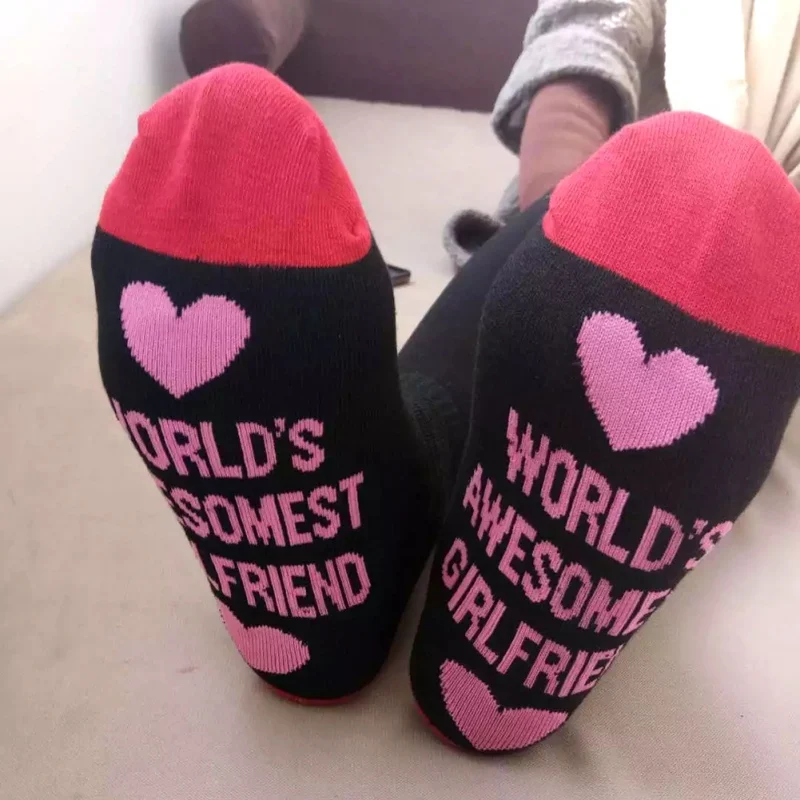 

Socks Women Men Letter Printed WORLD AWESOMEST GIRL FRIEND Compression Socks Stylish Unisex Funny Socks Couple Meias NS
