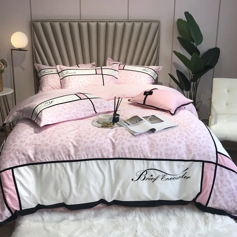 

Super Quality Girl Heart Bedsheet PureCotton 60Branch Bumping Split Joint Princess Wind Quilt Cover Pink Wedding Bedding Article