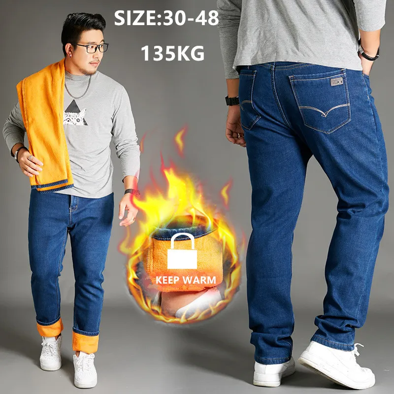 Зимние мужские джинсы, классические Стрейчевые прямые синие брюки, флисовые бархатные штаны, большие размеры 42, 44, 46, 48, джинсовые теплые плотные Мужские штаны