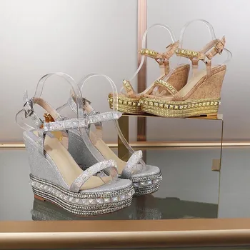 

Crystal Symphony Classic Wedge Sandals Pearl Studs Top Quality New Leather Elegant Sandals Ladies Sandals