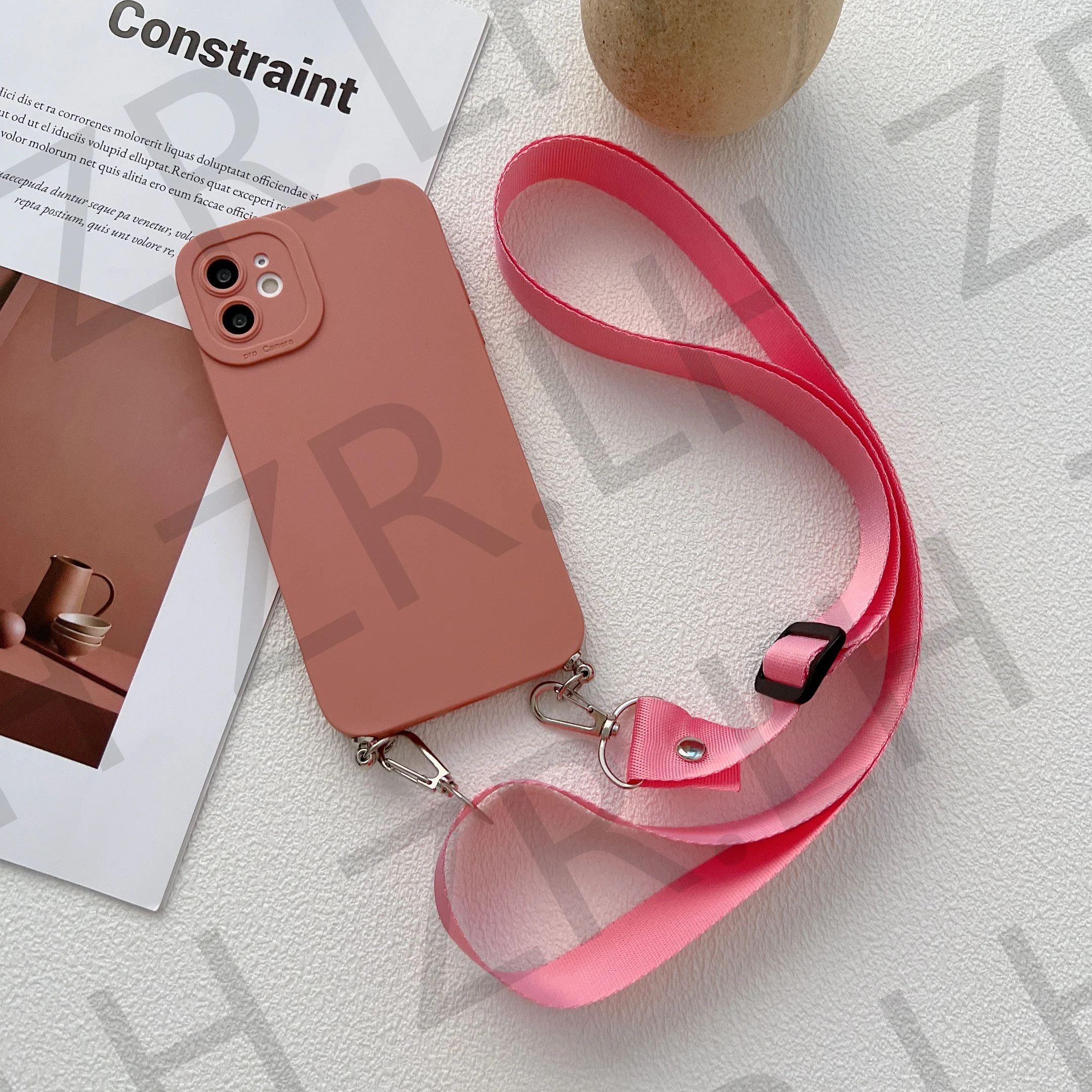 Elegant Crossbody Necklace Lanyard Phone Case with Chain and Silica Gel TPU Cover