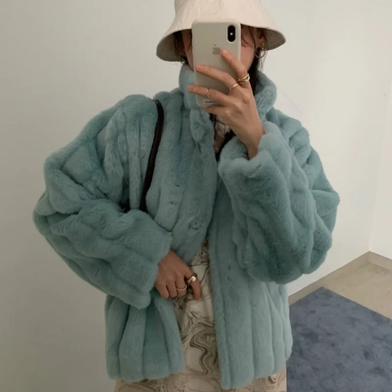 

Woman Jacket Winter 2020 Temperament Stand Collar Single-breasted Long-sleeve Imitation Rabbit Plush Coat Thick Warm Short Coats