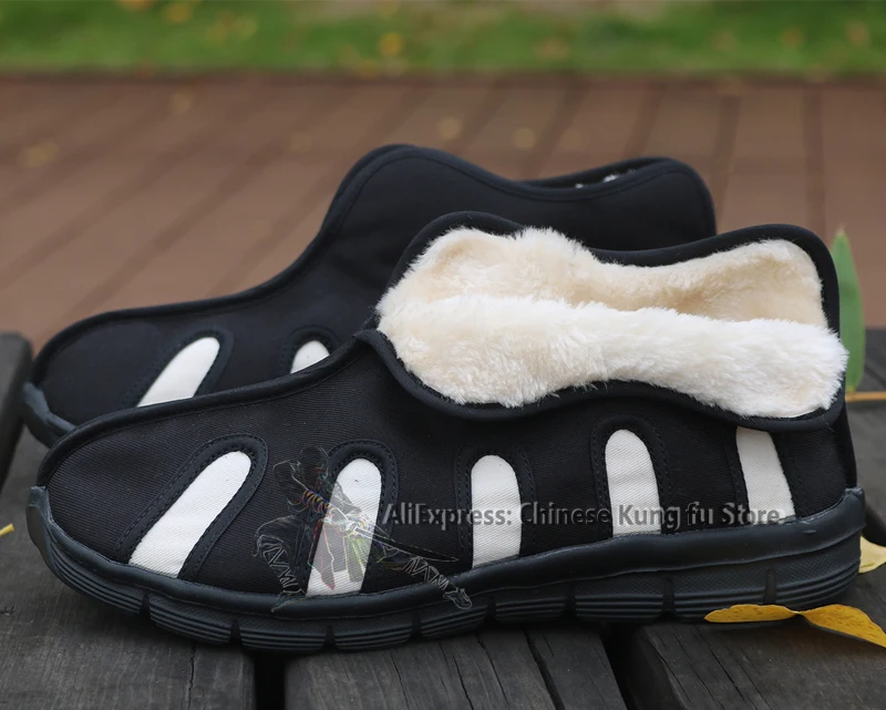Winter Wudang Taoist Boots Shifang Kung fu Tai Chi Shoes Martial arts Sports Training Sneakers Takwondo Karate Shoes