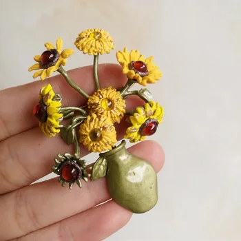 

2020 Special Offer Direct Selling Broche Pin Van Gogh Sunflower Bonsai Brooch Female Flower Coat Accessories American Designer