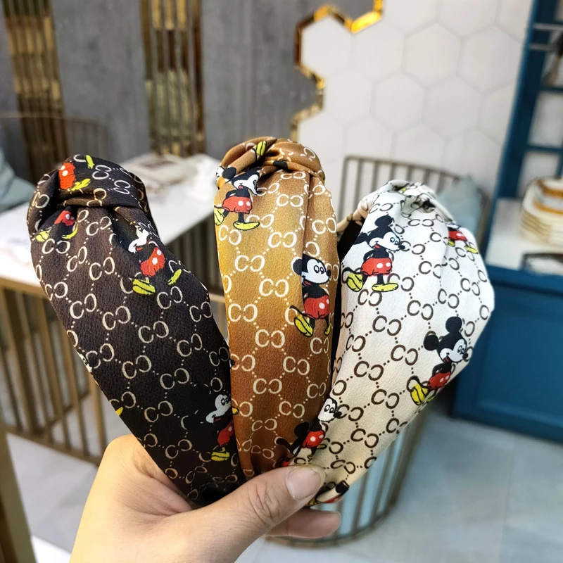 ladies headbands for short hair New Cartoon Mickey Knotted Print Headband Fashion Wide-brimmed Fabric Hairpin High-end Print Hair Accessories Female headband mini hair clips