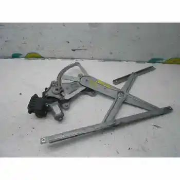 

REAR WINDOW RIGHT TOYOTA COROLLA VERSO (R1)