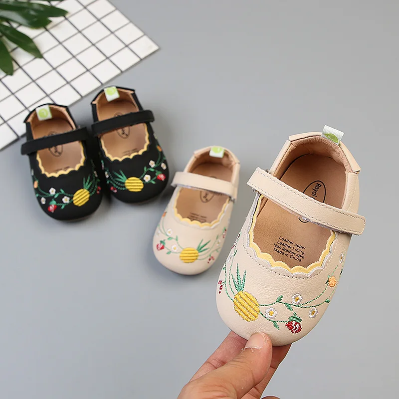 Girls Flower Embroidery Moccasins Flat Leather Shoes Infant Toddler Soft Footwear First Walkers christmas shoes kids