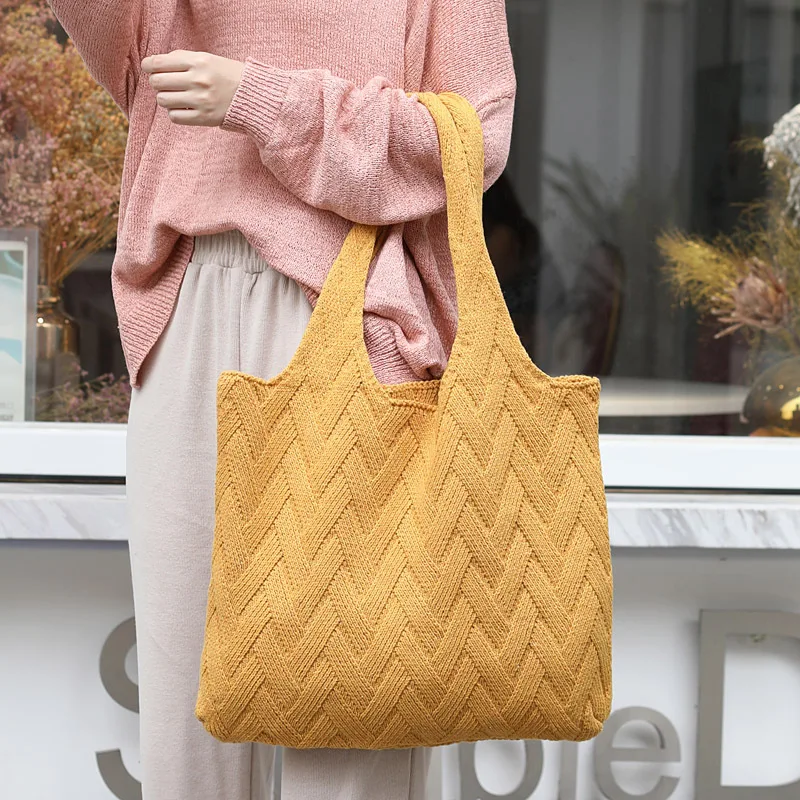 12113492925_901865465