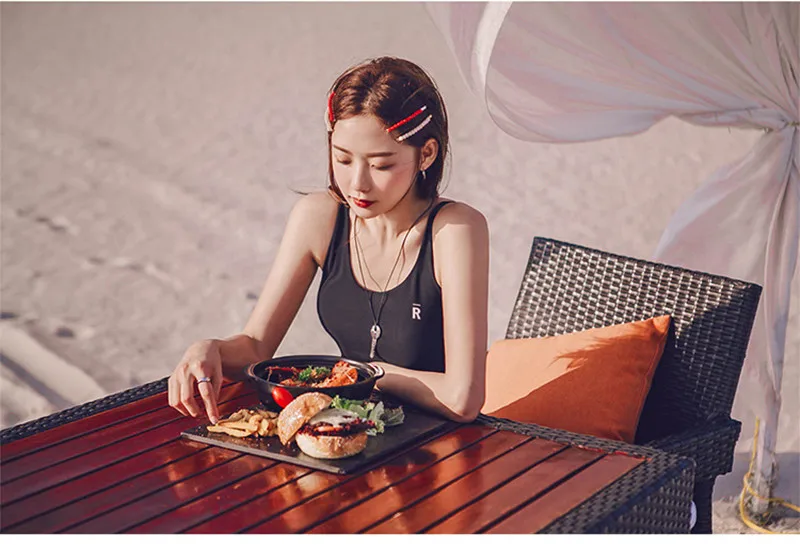 12775088378_1987567230