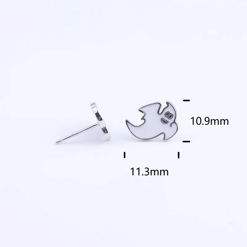stud earrings