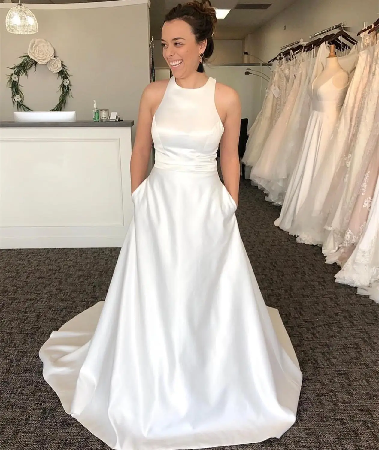 

Simple Satin Wedding Dress 2021 A Line With Pocket Floor Length Long Train Sleeveless Bridal Gowns High Quality For Women Cheap