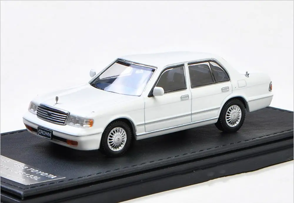 Модель автомобиля Toyota Crown JZS133 модель 1/43 г белая литые STC 1993  Игрушки и | Наземный транспорт -4000801372017