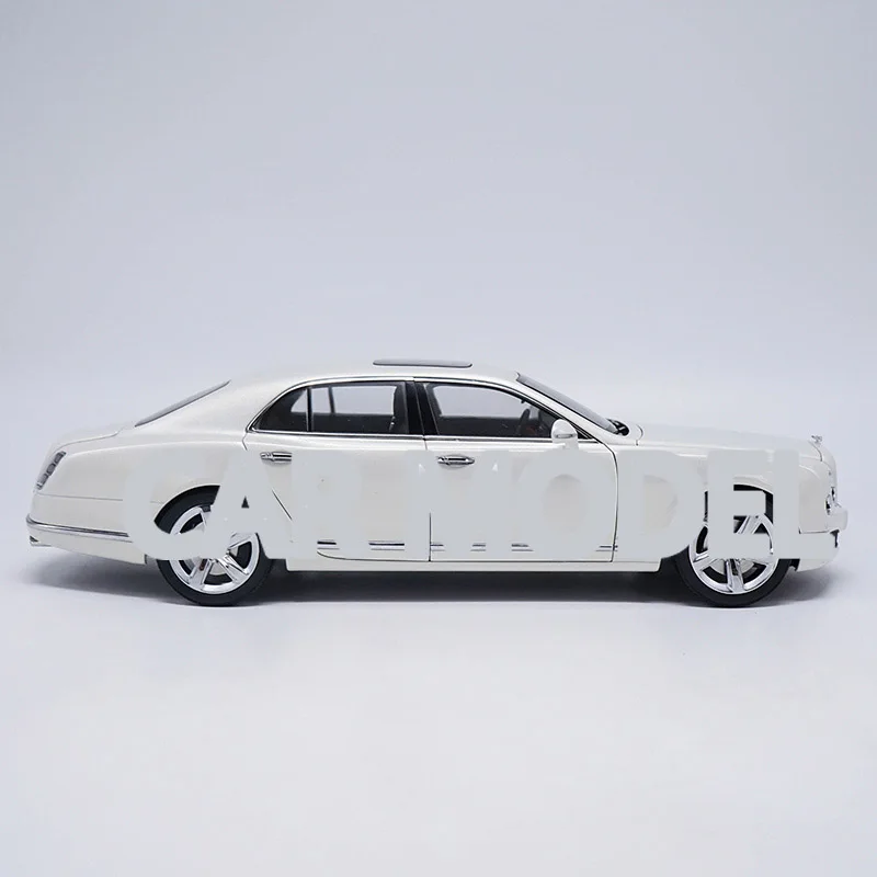 1:18 Масштаб сплава игрушечных транспортных средств kyosho Bentley Mulsanne модель детских игрушечных автомобилей авторизованный игрушки для детей