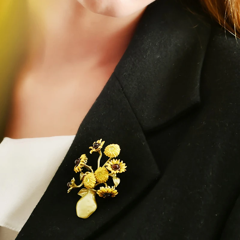 Creative Design Enamel Van Gogh Sunflower Brooch Yellow Flower Vase Brooches Woman Party Accessories