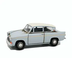 1:43 Vanguards Ford Anglia ржавчина бледно-голубой белый топ, без коробки