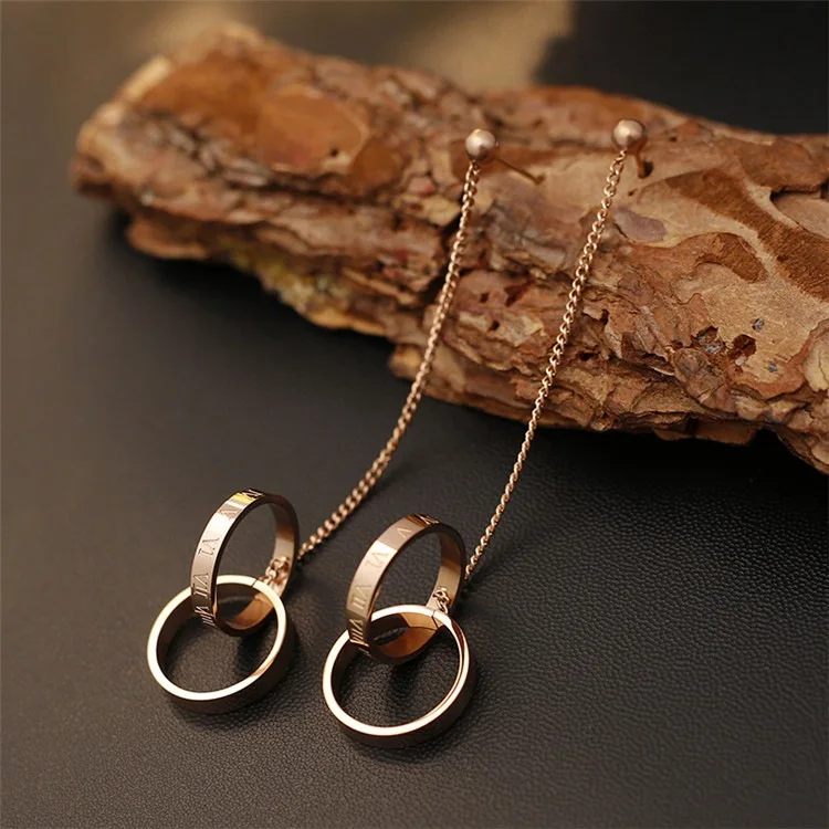 Эндели 2019 Новый Европейский темперамент вырезов в римском стиле серьги цифры с