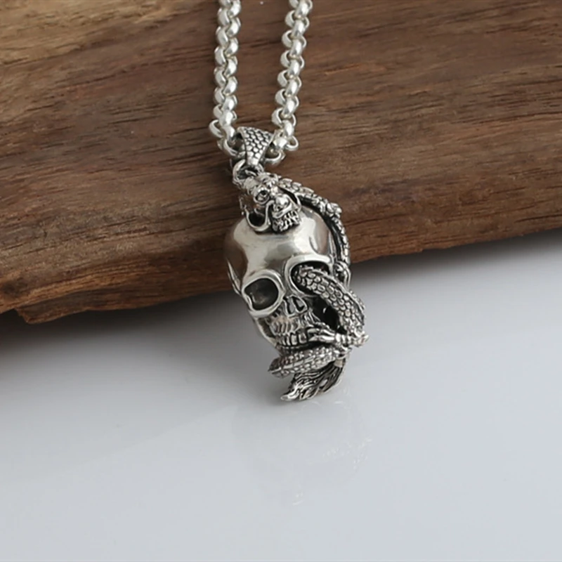 

S925 sterling silver men and women models skull necklace pendant Japanese and Korean fashion pendant