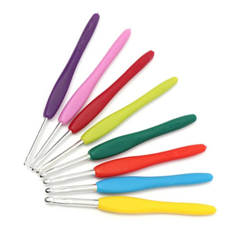 

8 Pieces Crochet Needles 2.5-6mm Rubber Handle Hooks Knitting Set Accessories