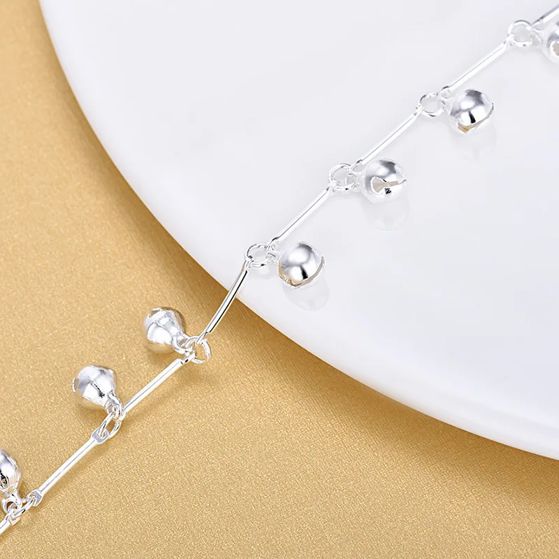 11776988978_823424115