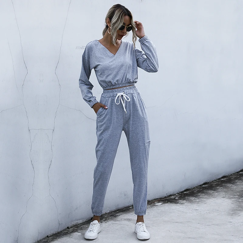 

2020 Autunm Tracksuits Women 2 Piece Set V Neck Crop Sweatshirt Sweatpants Sportwear Sports Outfit For Woman Home Lounge Clothes