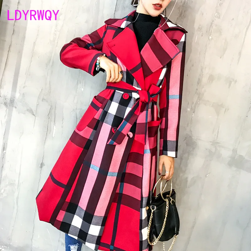 Thickened autumn and winter new women's lapels in the long simple color matching retro plaid coat temperament windbreaker