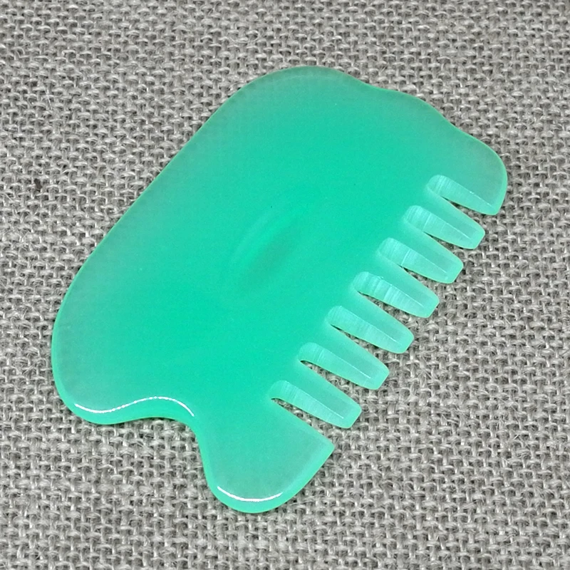 1pcs green comb Смола пчелиный воск традиционные акупунктурные массажные инструменты разноцветный массаж скребком гуаша гребень против потери волос Массажер Уход за здоровьем продукт - Цвет: 1pcs green comb