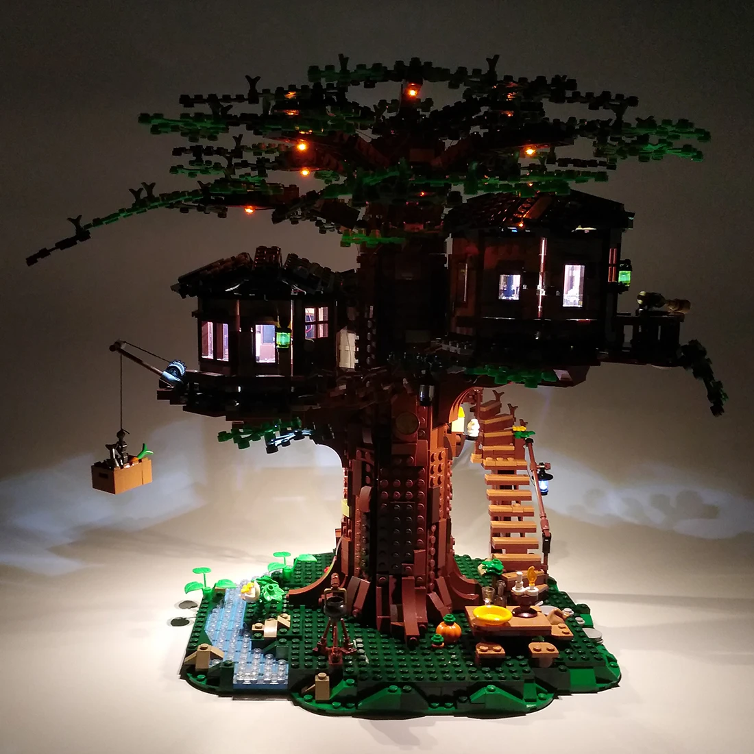 Bloco de Construção Kit para Casa na Árvore Modiker Powered Acessório 21318 Incluído Apenas Nenhum Kit Usb Led Luz 10 Brinquedos e hobbies