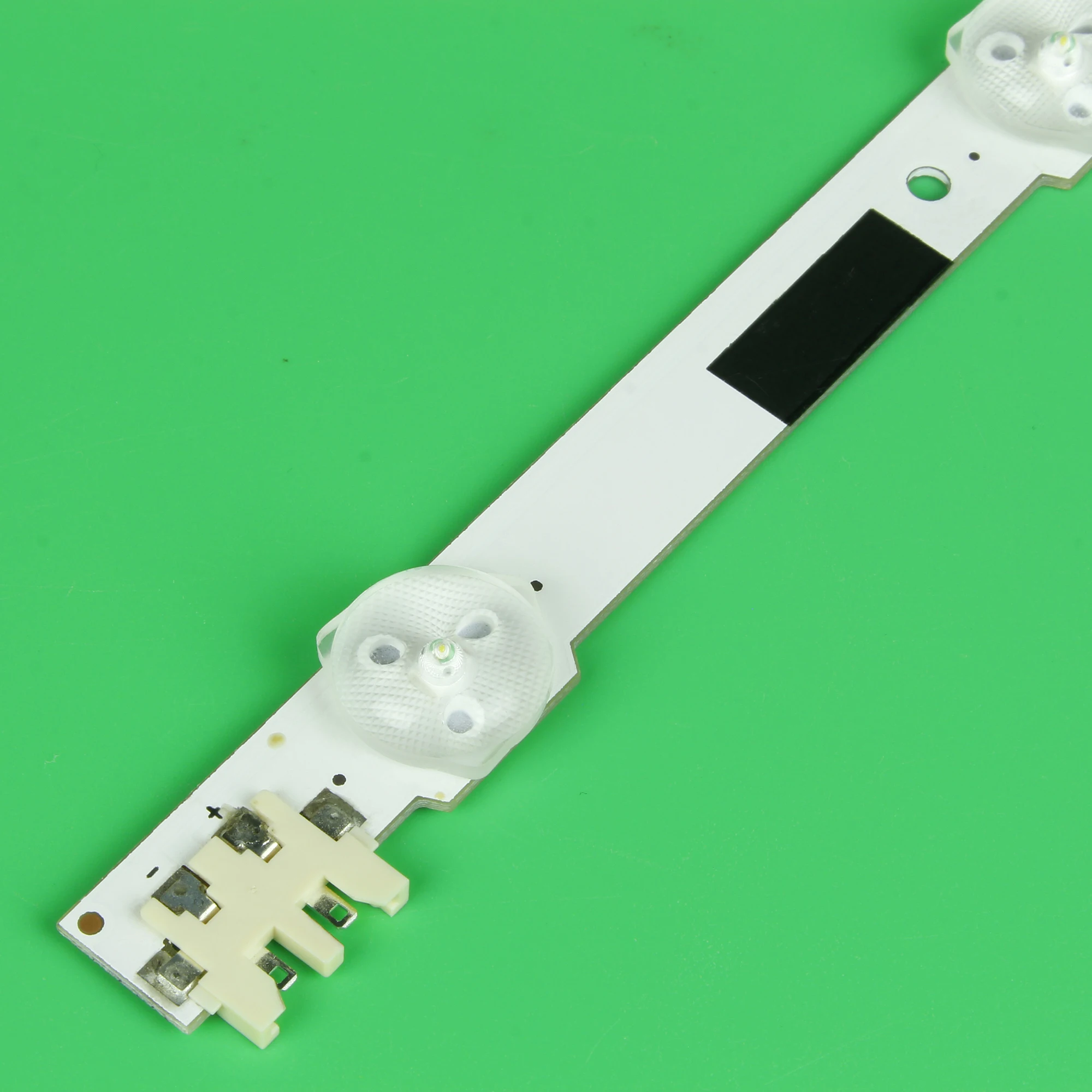 LED Ʈ  Ʈ, Ｚ  28 ġ TV D2GE-280SC0-R3 UE28F4000 HF280AGH-C1 CY-HF280AGEV3H 2013 SVS28H BN96-25298A HG28EB