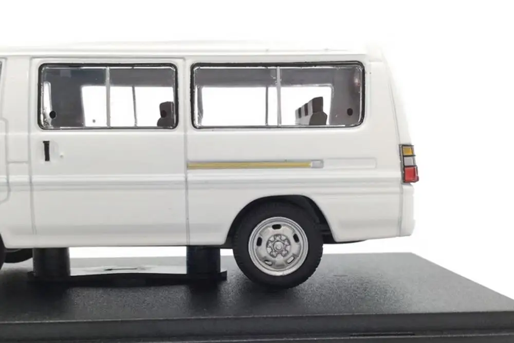 1/43 марка mitsubishi delica L300 Van White limited Edition литая под давлением модель автомобиля подарок