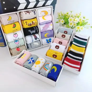 

Lovely Sock Box For Ladies Casual Cotton Socks in Autumn and Winter Mixed With Cotton Candy Color Gift Box For Ladies