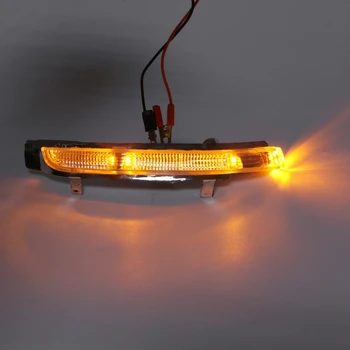 

Right Is Co-pilot Swing Mirror Indicator Turn Signal Rearview Light For Skoda Octavia Superb E7CA